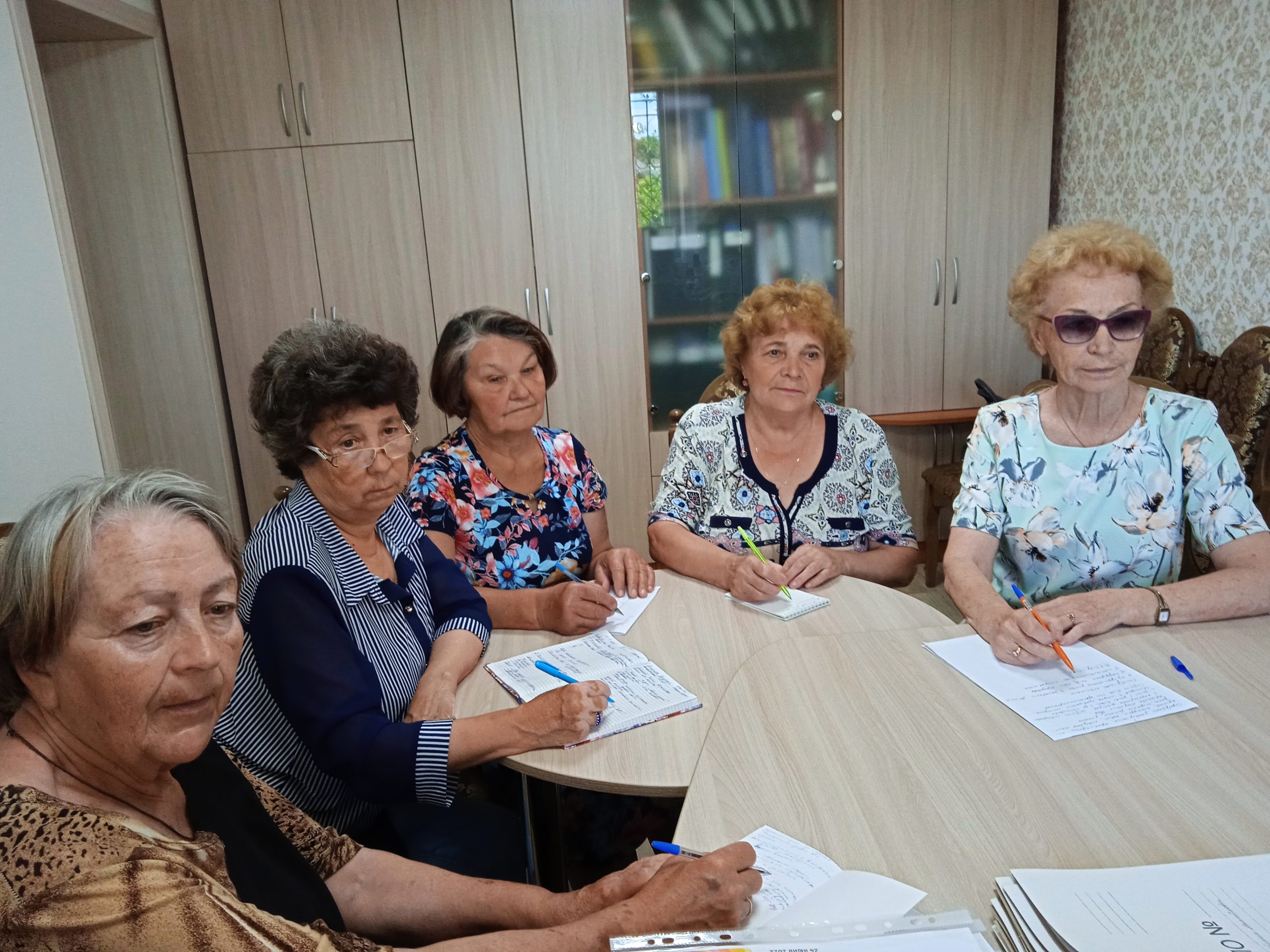 Видеоконференция серебряных волонтеров
